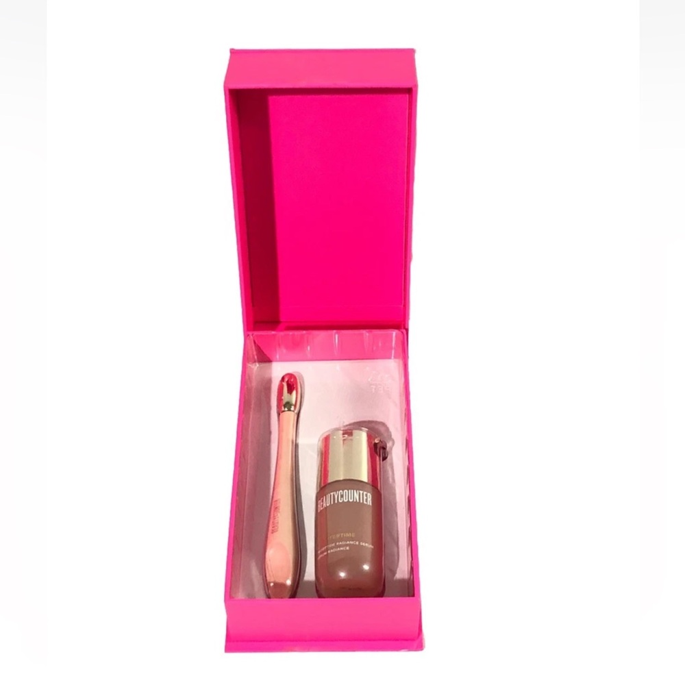Beautycounter Countertime Set Tripeptide Radiance Serum 1 oz Full Size W/Roller